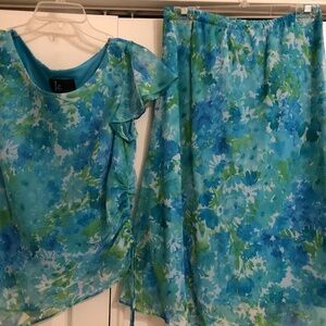 Ladies skirt and blouse set